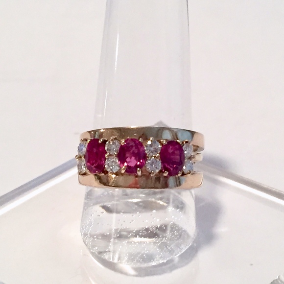 Ruby & Diamond 14k Yellow Gold Ring Size 7.75 - Picture 1 of 8